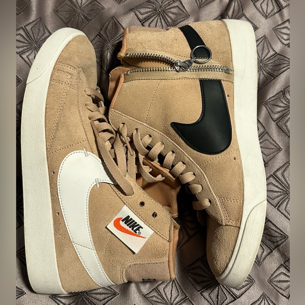Women’s Nike blazer highs
